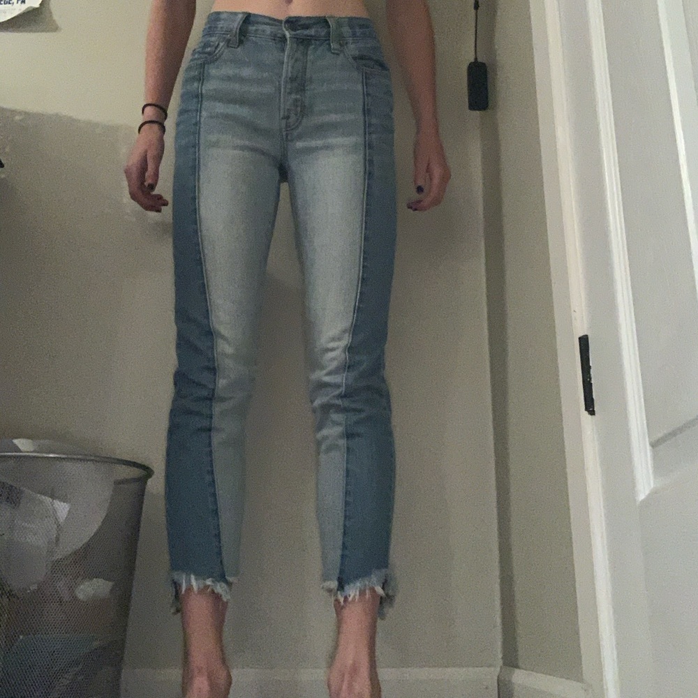Two tone frayed jeans